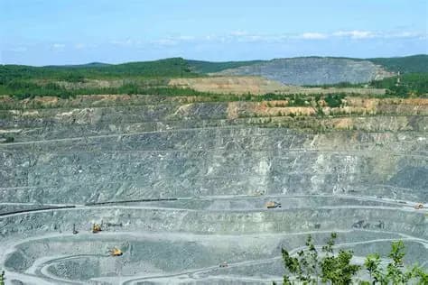 Chinese Lithium Mine Drives Rural Zimbabwe Renewal